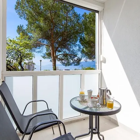 Sunny Studio With Balcony Daire Rijeka