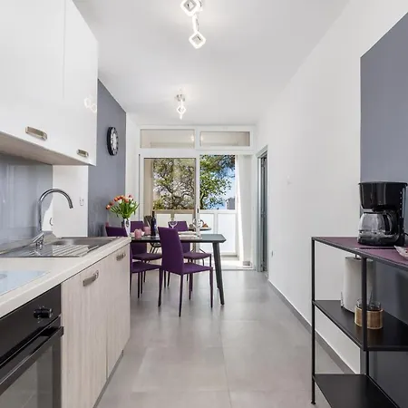 Sunny Studio With Balcony Daire Rijeka